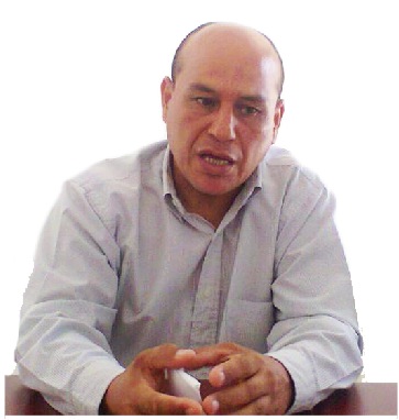 El abogado duranguense Ramsés Amilkar Barajas Villalobos, en entrevista con raza cero en su despacho ubicado en la Plaza Comercial Camino Real, de la ciudad de Durango.
